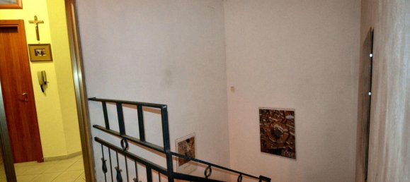  مستودع في Lucca, Italy 1100متر مربع رقم 85063 14