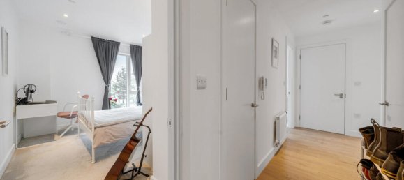 2 bedrooms Apartment in London, United Kingdom No. 7617 21