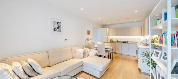 2 bedrooms Apartment in London, United Kingdom No. 7617 13
