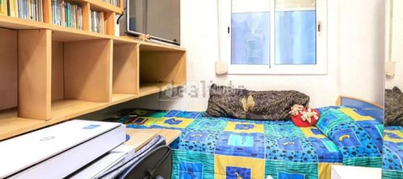 Apartamento de 3 dormitorios en Sants-Montjuïc, Spain No. 145910 18