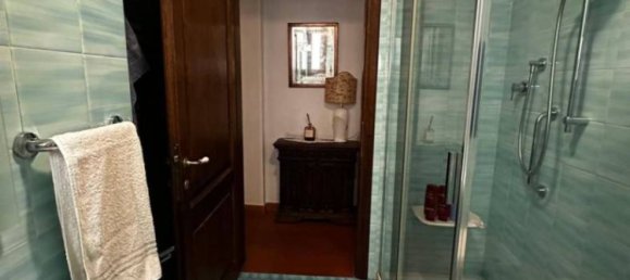 3 Schlafzimmer Wohnung in Florence, Italy, Nr. 264617 20