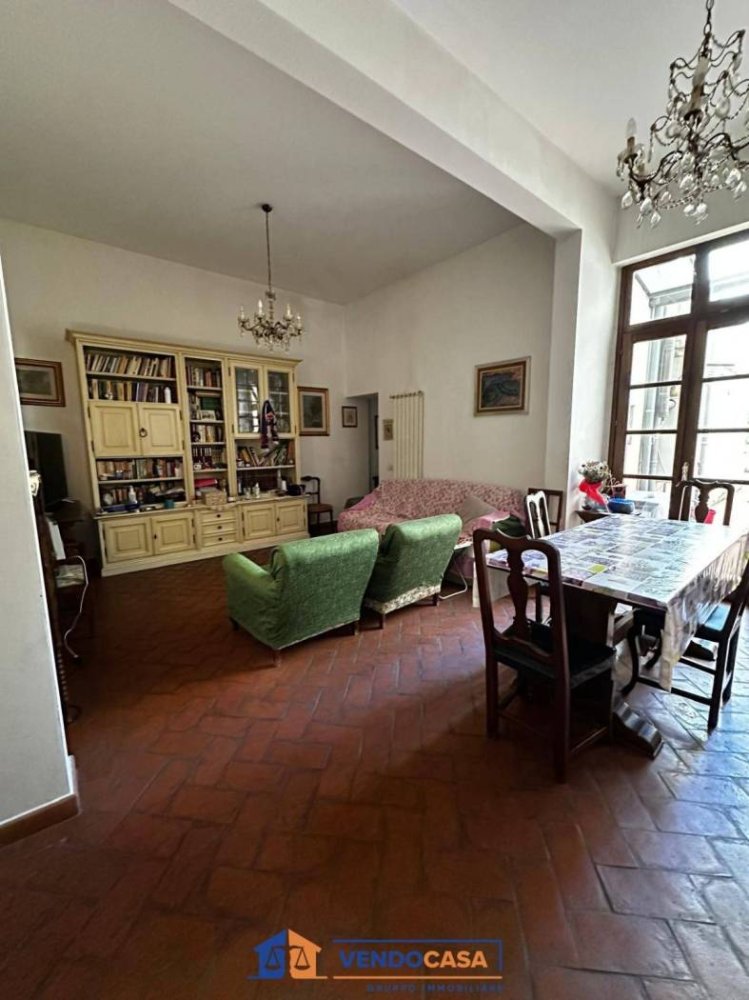 3 Schlafzimmer Wohnung in Florence, Italy, Nr. 264617