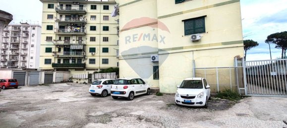 Гараж 37м² в Казория, Италия № 326659 5