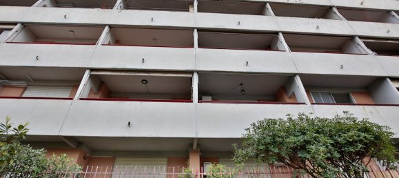 Apartamento de 35 divisões em Genoa, Italy N.º 60365 9