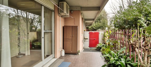 Apartamento de 35 divisões em Genoa, Italy N.º 60365 26