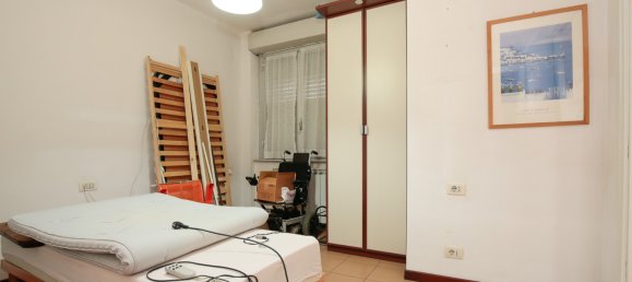 Apartamento de 35 divisões em Genoa, Italy N.º 60365 33