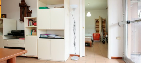 Apartamento de 35 divisões em Genoa, Italy N.º 60365 38