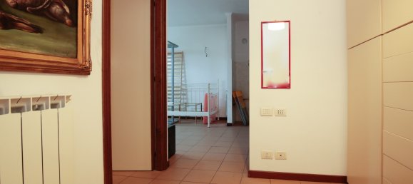 Apartamento de 35 divisões em Genoa, Italy N.º 60365 30