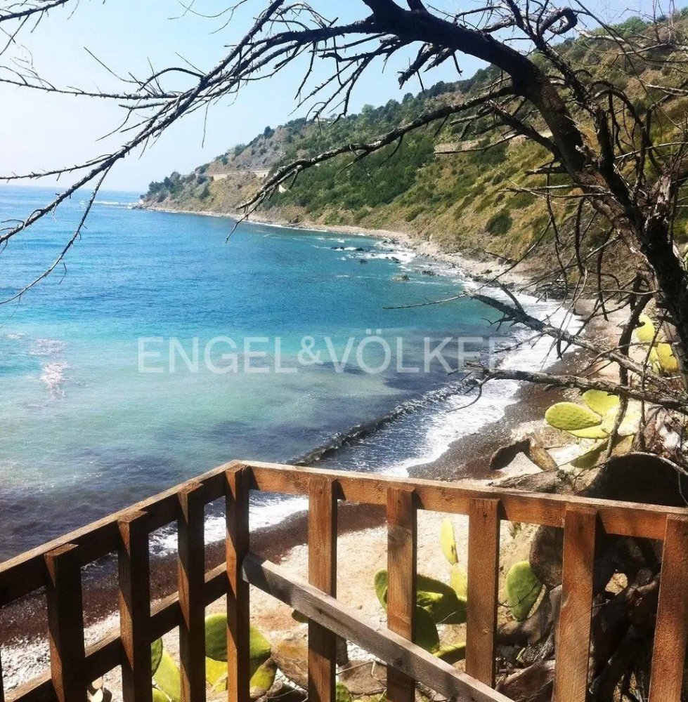 Villa de 4 dormitorios en Pollica, Italy No. 68630