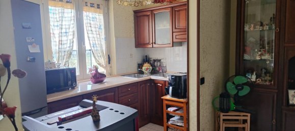 3 rooms Apartment in Toffia, Italy No. 209535 3