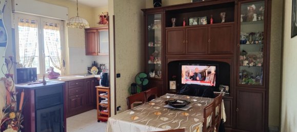 3 rooms Apartment in Toffia, Italy No. 209535 4