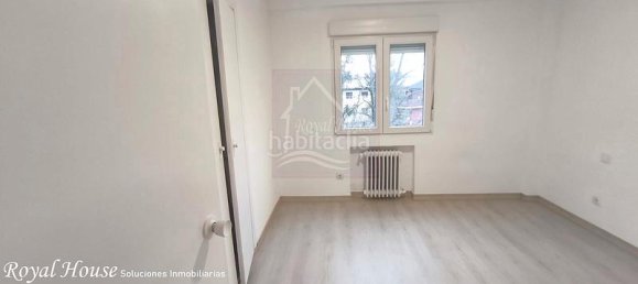 Apartamento T3 em Collado Villalba, Spain N.º 143118 16