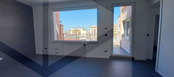 5-salle Appartement à San Severo, Italy No. 25987 3