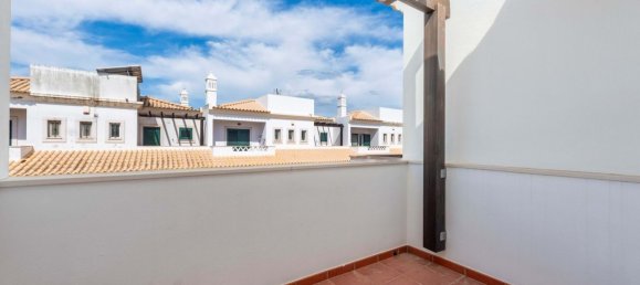 Casa de 3 dormitorios en Almancil, Portugal No. 135965 42