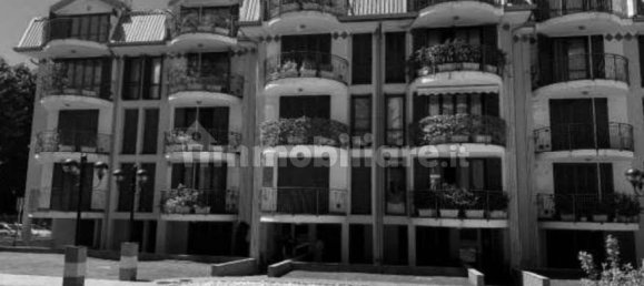 1-salle Entrepôt à Gallarate, Italy No. 261899 2