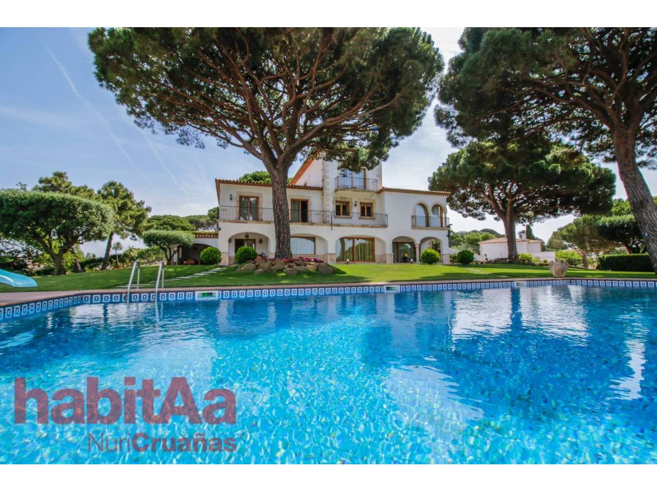7 bedrooms Villa in Sant Feliu de Guixols, Spain No. 203835