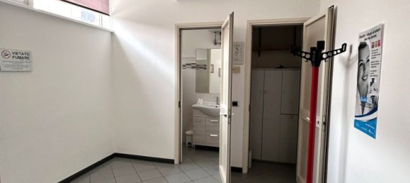 3 Schlafzimmer Wohnung in Piacenza, Italy, Nr. 319409 8