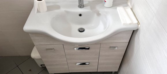 3 Schlafzimmer Wohnung in Piacenza, Italy, Nr. 319409 10