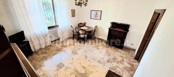 2 Schlafzimmer Wohnung in Florence, Italy, Nr. 48392 17