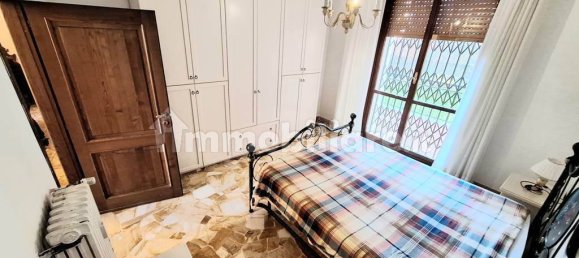 2 Schlafzimmer Wohnung in Florence, Italy, Nr. 48392 21