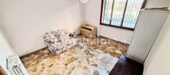 2 Schlafzimmer Wohnung in Florence, Italy, Nr. 48392 23