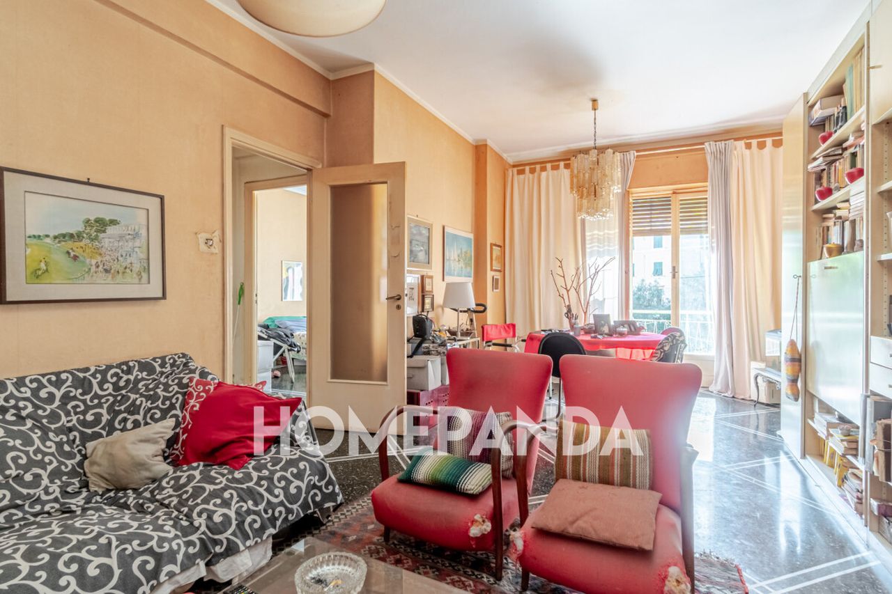 4 rooms Apartment in Genoa, Italy No. 296610