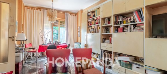 4 rooms Apartment in Genoa, Italy No. 296610 2