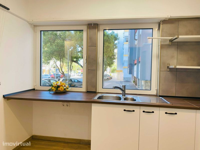 Apartamento de 3 dormitorios en Oeiras, Portugal No. 343643