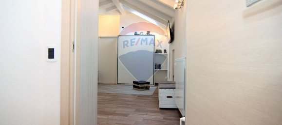 Studio in Malnate, Italy, Nr. 13403 15