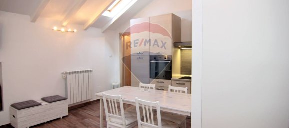 Studio in Malnate, Italy, Nr. 13403 8