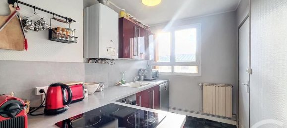 2 bedrooms Apartment in Saint-Andre-les-Vergers, France No. 159923 6