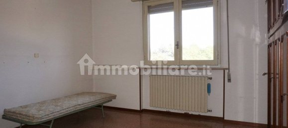 5 bedrooms Villa in Parma, Italy No. 330622 18