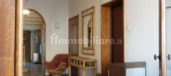 5 bedrooms Villa in Parma, Italy No. 330622 10