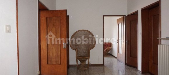 5 bedrooms Villa in Parma, Italy No. 330622 12