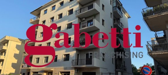 5غرفة شقة في Caserta, Italy رقم 294724 2