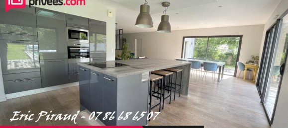 4 bedrooms House in Herbignac, France No. 331139 2