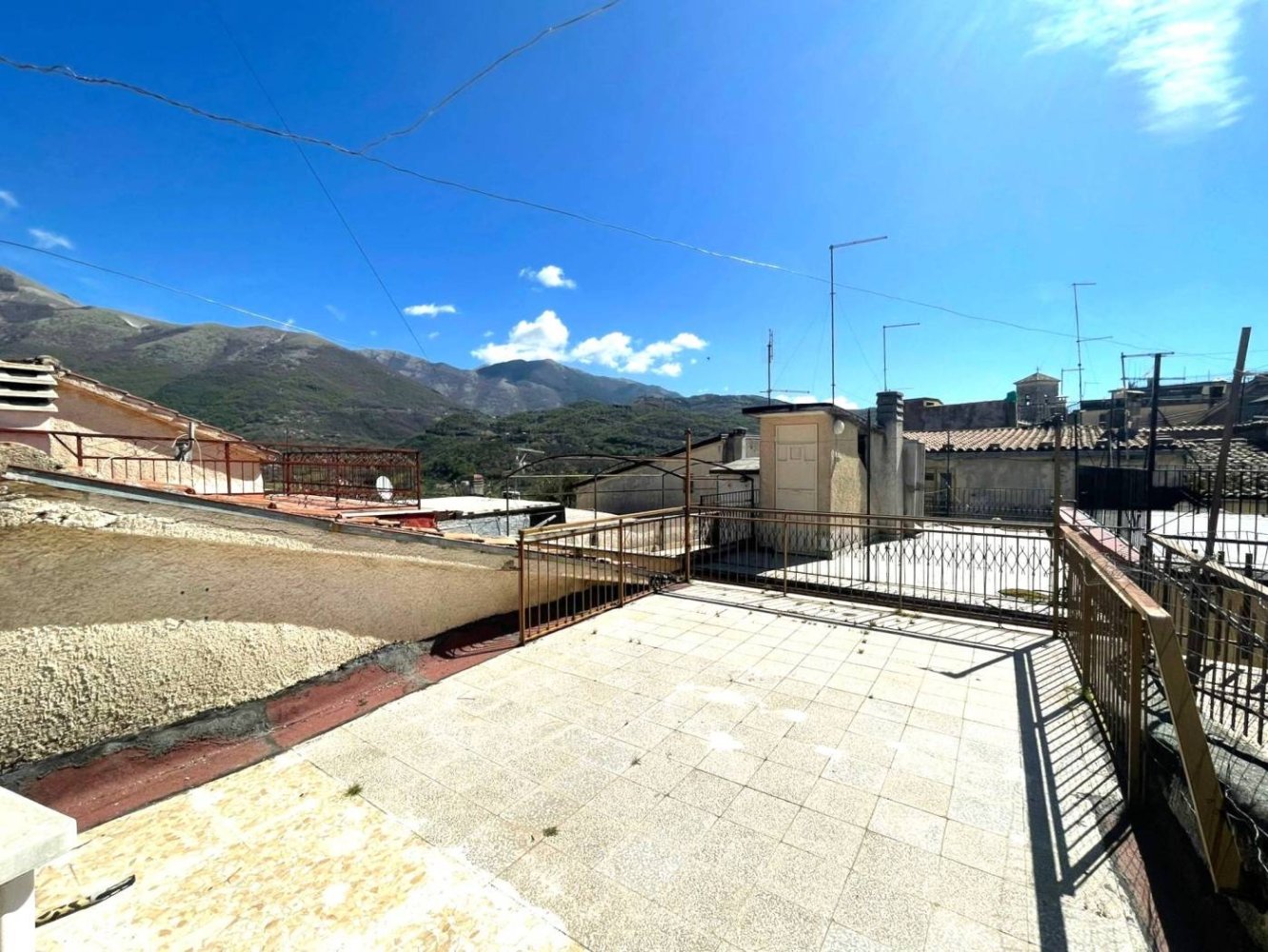 2 bedrooms House in Campoli Appennino, Italy No. 56451