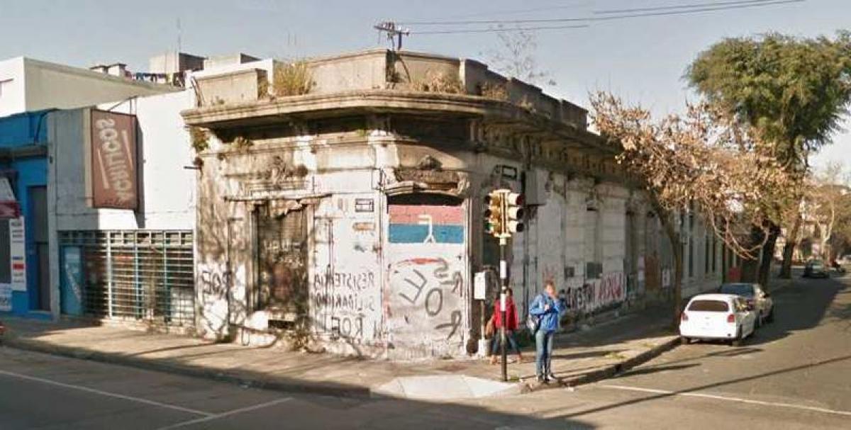 166m² Commercial property in Montevideo, Uruguay No. 13317