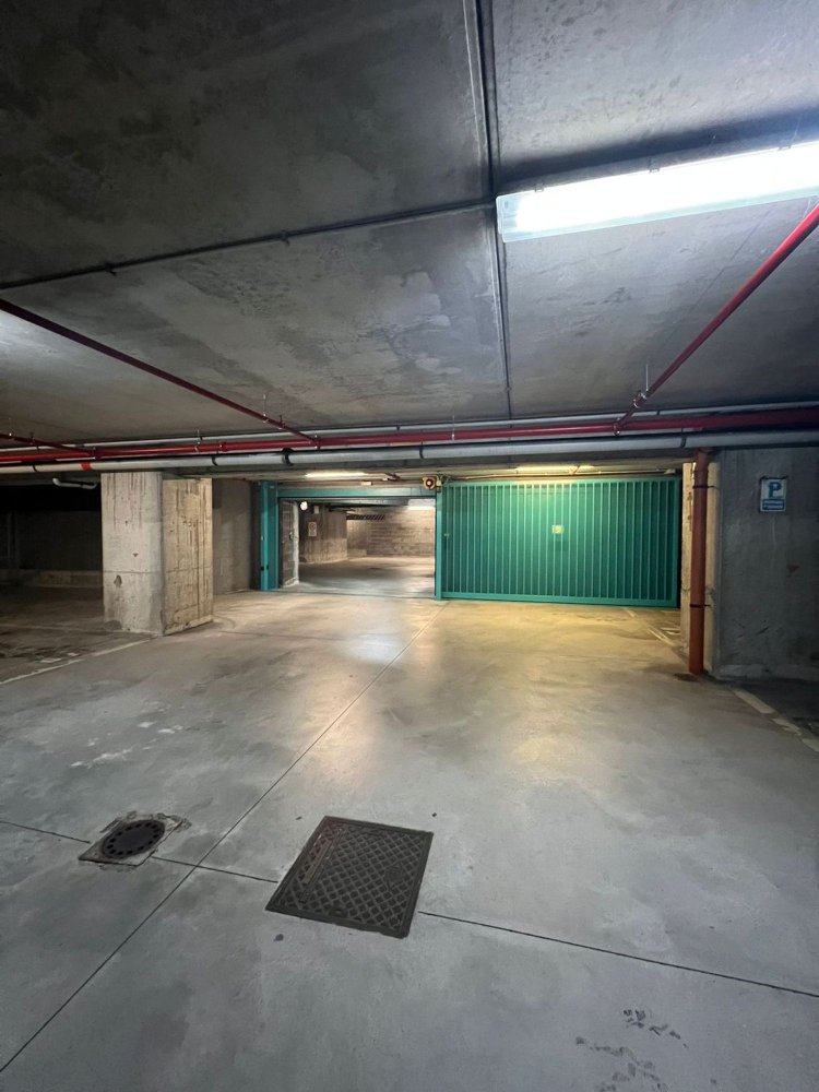  مرآب في Genoa, Italy 15متر مربع رقم 313239