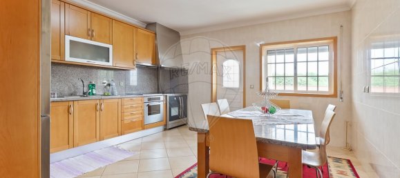 Casa de 6 dormitorios en Santa Maria da Feira, Portugal No. 45864 8