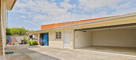 Casa de 6 dormitorios en Santa Maria da Feira, Portugal No. 45864 4