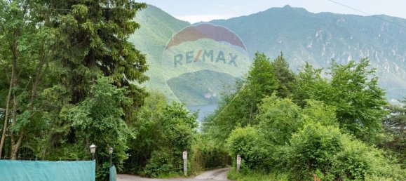 1032m² Land in Brescia, Italy No. 356205 6