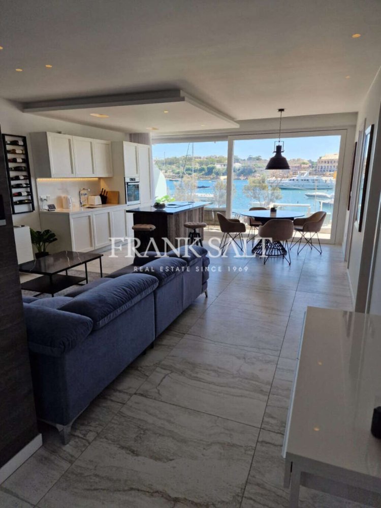 2 bedrooms Apartment in Sliema, Malta No. 7213
