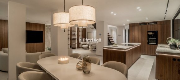 5 bedrooms Townhouse in Marbella, Spain No. 134821 24