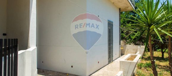 Квартира с 2 спальнями в Сан Джованни ла Пунта, Италия № 275824 11