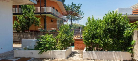 Квартира с 2 спальнями в Сан Джованни ла Пунта, Италия № 275824 21