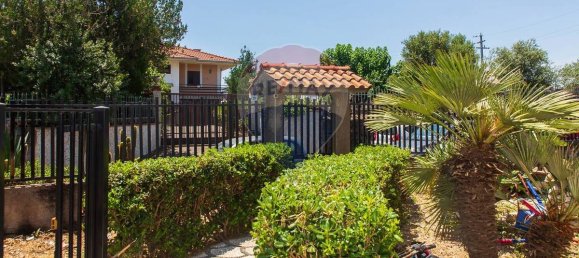 Квартира с 2 спальнями в Сан Джованни ла Пунта, Италия № 275824 25