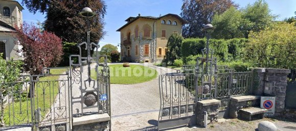 Villa de 7 dormitorios en Alta Valle Intelvi, Italy No. 13287 2