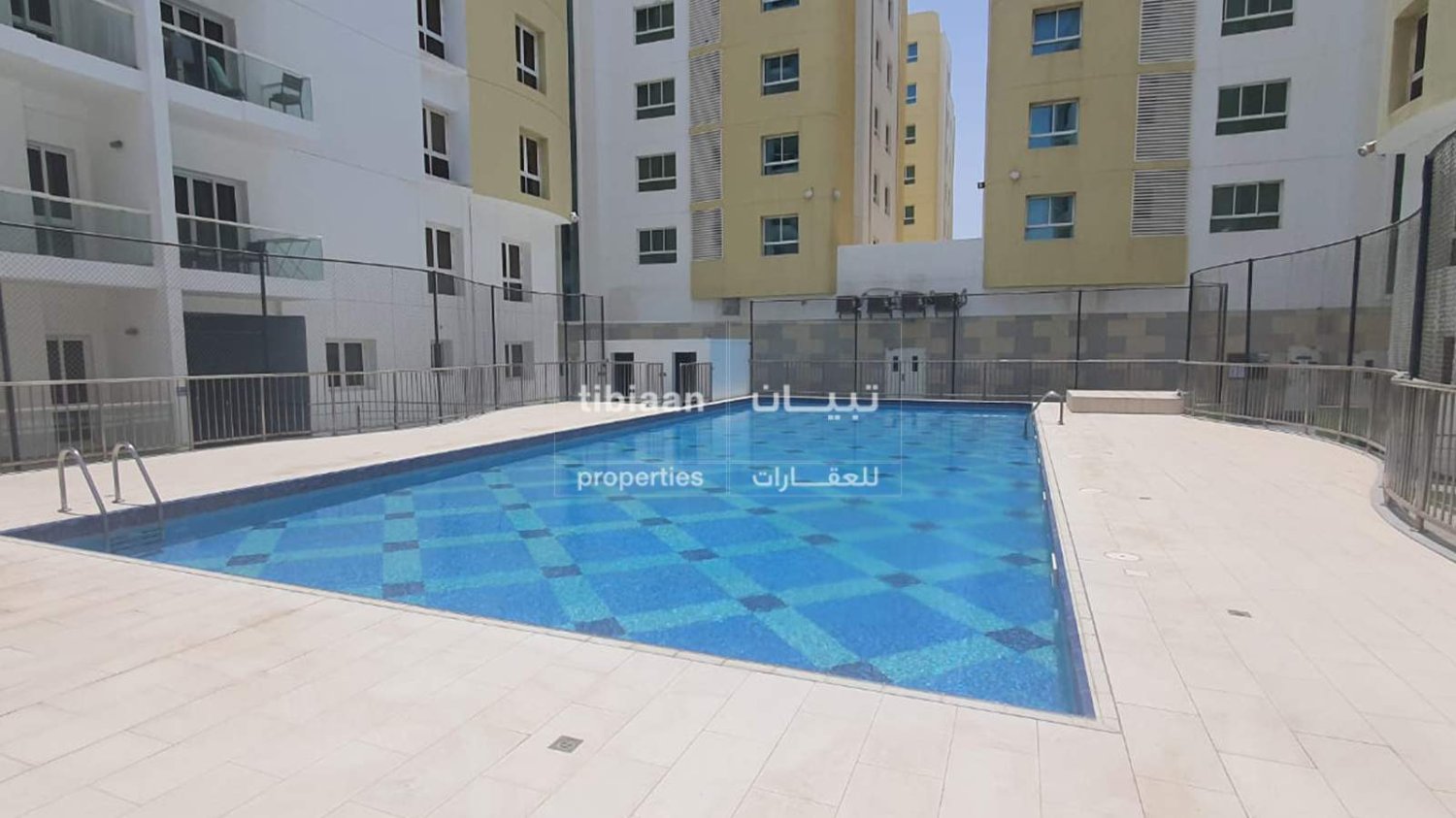 3 bedrooms Apartment in Muscat, Oman No. 236
