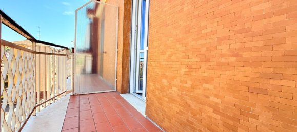 5 bedrooms Apartment in Tortona, Italy No. 323947 8